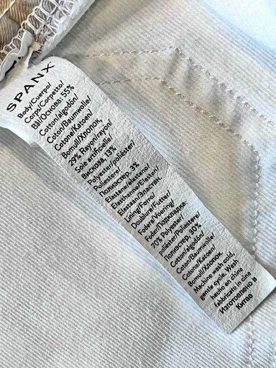 Spanx Shorts Stretch Twill White Pull On Hidden Shaping Slimming Women’s M - Picture 12 of 16